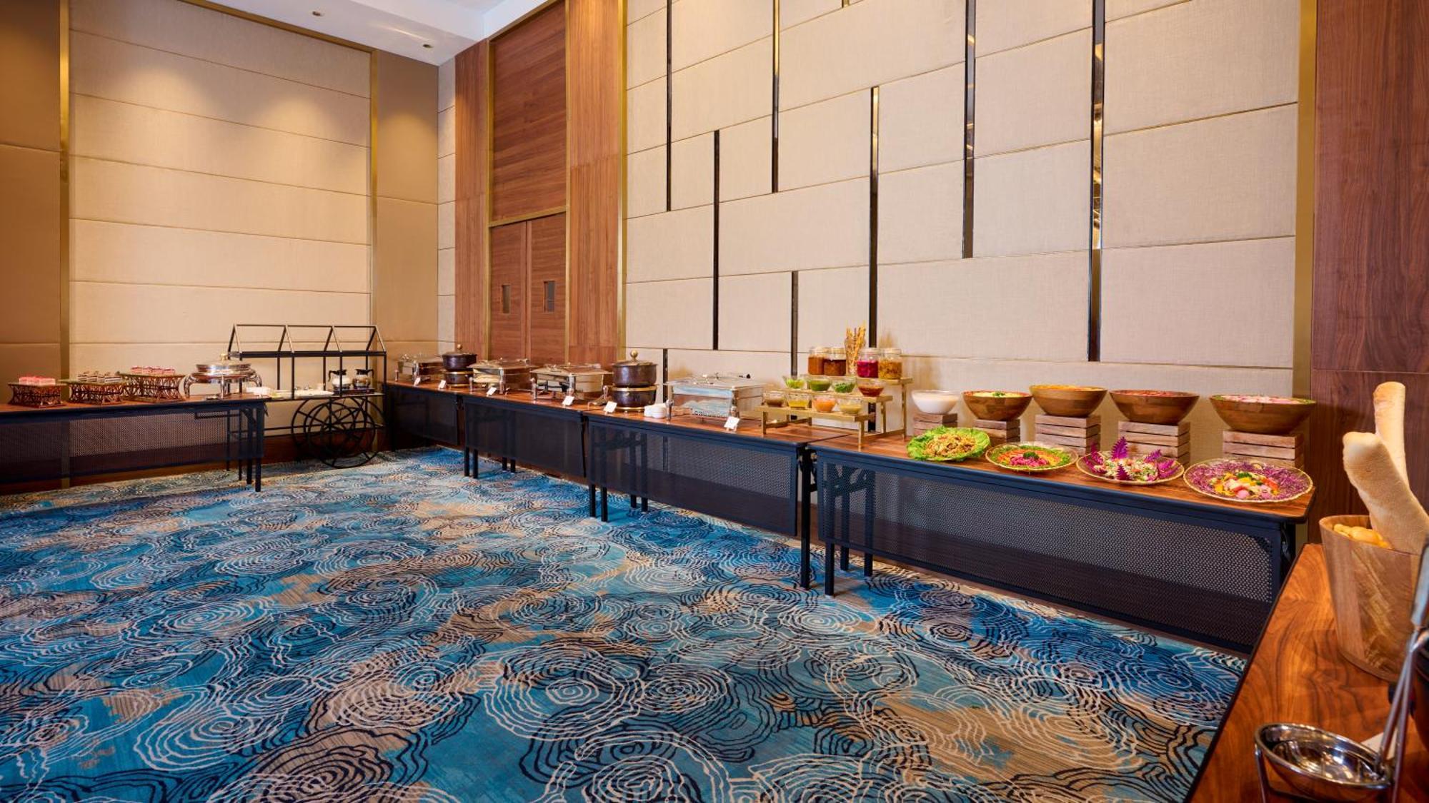 Iris Sarovar Portico Gurgaon Exteriör bild