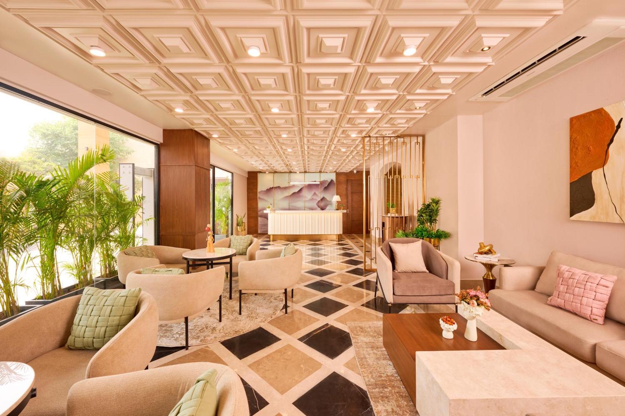 Iris Sarovar Portico Gurgaon Exteriör bild